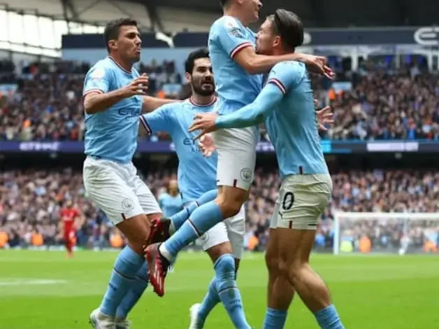 والقنوات الناقلة لمباريات الدوري الإنجليزي اليوم