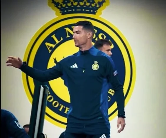 تفاصيل عقد كريستيانو رونالدو مع النصر.