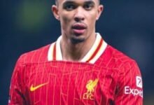 ليفربول يقدم راتبا ضخمًا لألكسندر أرنولد