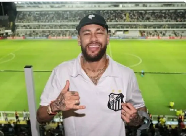 نيمار يقترب من الخروج من الهلال السعودي