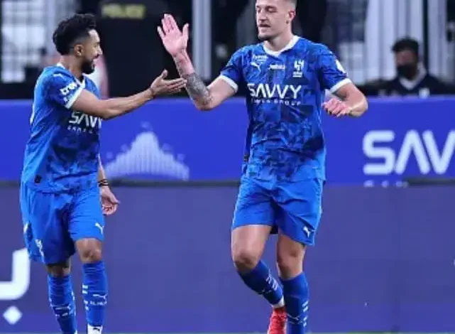 القناة الناقلة لمباراة الهلال وغوانغجو موعد مباراة الهلال وغوانغجو