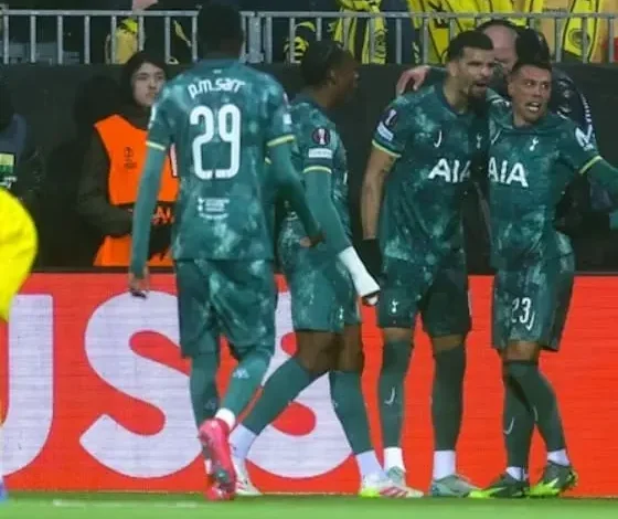 موعد نهائي الدوري الأوروبي 2025