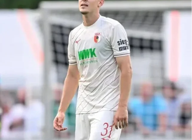 مباراة بوروسيا دورتموند و أوغسبورغ اليوم والقناة الناقلة لمباراة بوروسيا