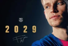 تفاصيل عقد دي يونغ الجديد مع برشلونة: المدة والشرط الجزائي 500 مليون والراتب