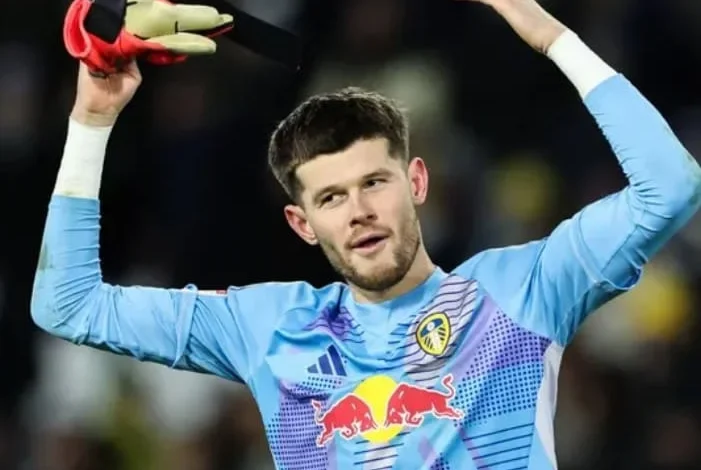 إنتر ميلان و ميلان يتطلعان إلى صفقة تضم حارس مرمى ليدز يونايتد