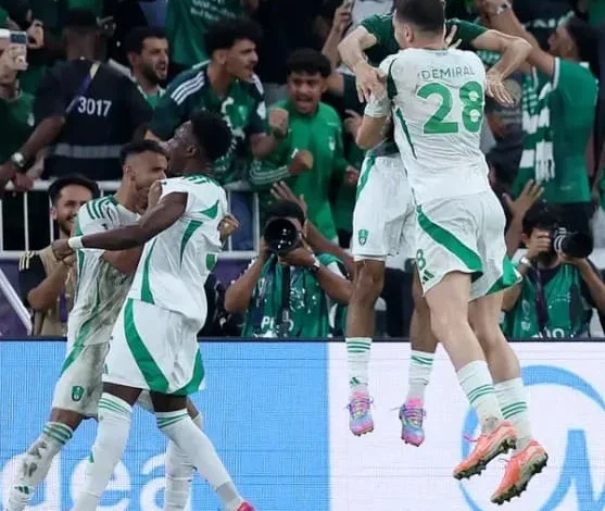 الأهلي والشارقة اليوم والقنوات الناقلة لمباراة الأهلي والشارقة