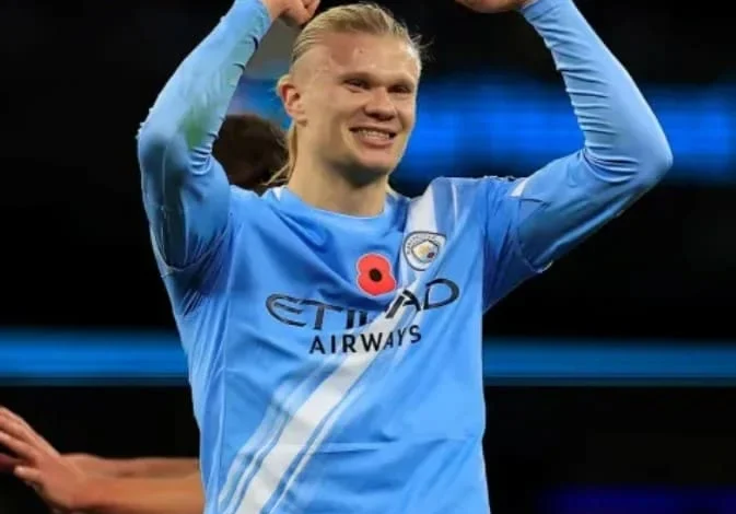 القناة الناقلة لمباراة مانشستر سيتي وليدز يونايتد والموعد الدوري الإنجليزي 2026-2025