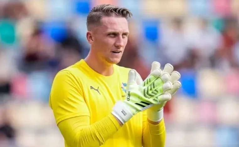 موعد مباراة الهلال ونيوم وما القنوات الناقلة لمباراة الهلال ونيوم د