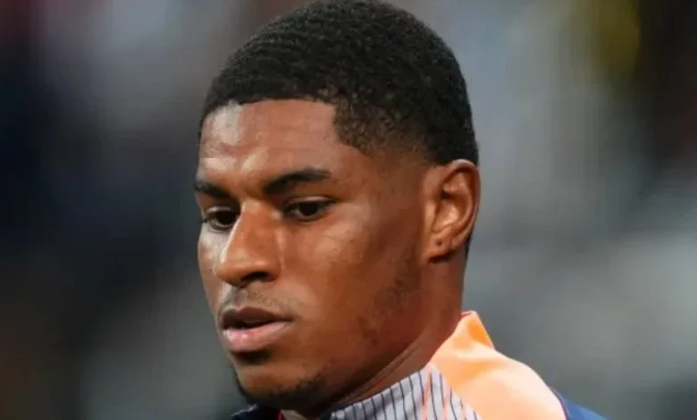 إصابات وغيابات برشلونة ضد أتلتيكو مدريد واللاعبون المصابون في برشلونة 2026.