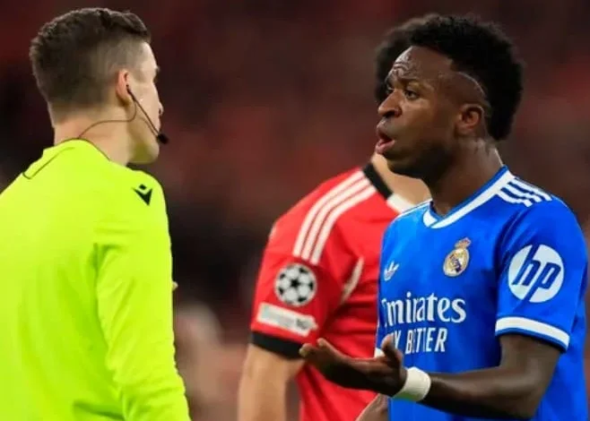 هدف فينيسيوس جونيور ضد بنفيكا إلى إسائة عنصرية