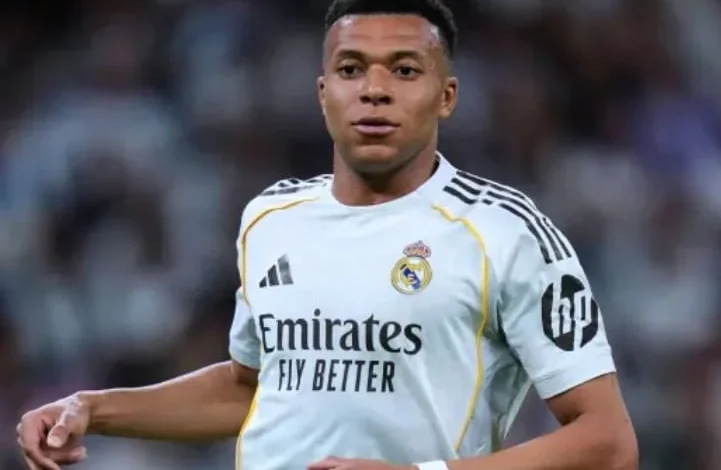 إصابة كيليان مبابي : موعد العودة والمباريات التي سيغيب عنها كيليان مبابي